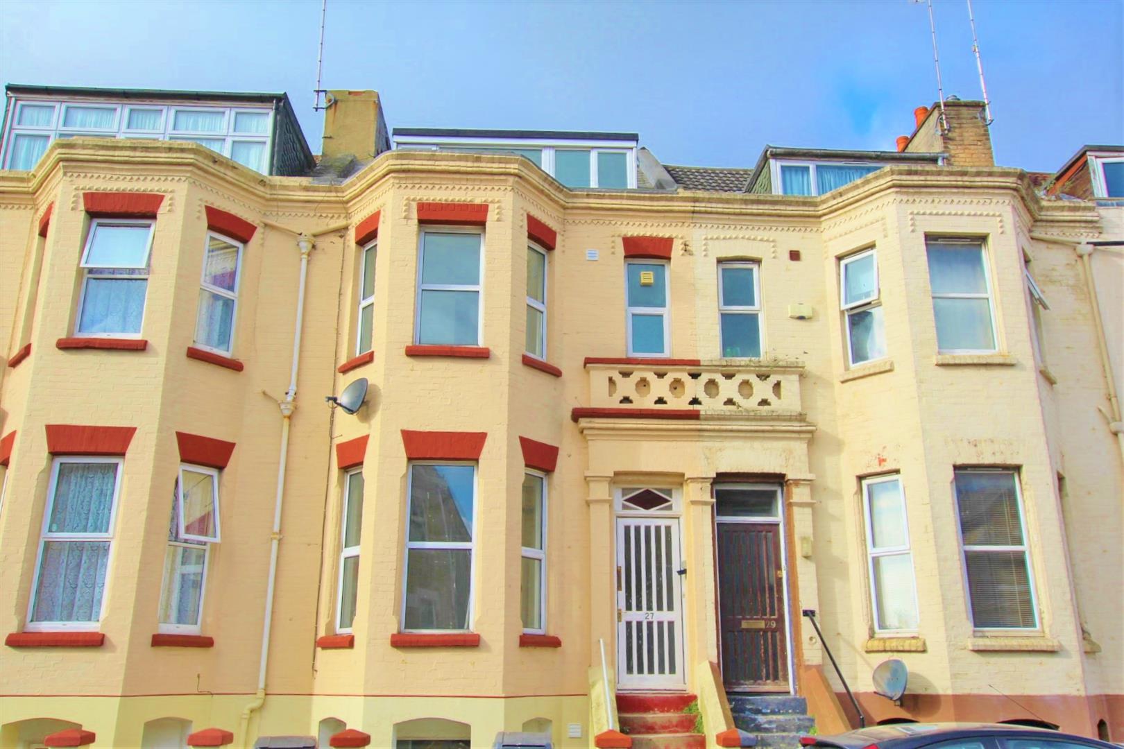 1 Bedroom Property For Rent in Bournemouth £600 PCM